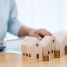 Referencial. El impuesto predial es un tributo municipal que pagan los dueños de casas, edificios u otro bien inmueble.