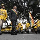 El presidente de Bolivia, Luis Arce (c), en la inauguración del año del Bicentenario este lunes, en la ciudad de Sucre (Bolivia).