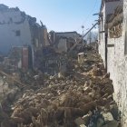 Decenas de casas dañadas en Shigatse, región del Tíbet, suroeste de China, después de que un terremoto azotara la zona.