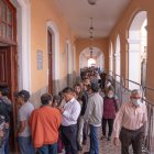 Riobambeños acudieron desde el primer día laborable a pagar los impuestos.