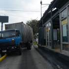 Choque en una parada de la Metrovía.