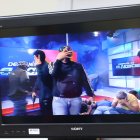 El momento en el que un grupo del crimen organizado incursionó en el canal TC Televisión en vivo el 9 de enero del 2024.