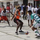 Felipe Caicedo en el 2012 fue a jugar un partido en la Penitenciaria del Litoral al norte de Guayaqui.Archivo
