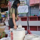 Quejas por aumento de robos en el mercado de Montebello.