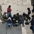 Ciudad Juárez. Autoridades de seguridad de México y EE.UU., resguardan la zona donde se localizo un túnel.