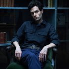 YOU | LA SERIE DE NETFLIX BASADA EN UN STALKER CON EL ACTOR PENN BADGLEY |