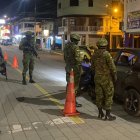 Las FF.AA. colaboran con la seguridad interna en el marco de los estados de excepción.