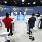 El debate presidencial 2025 fue transmitido en cadena nacional desde las 19:00; en él participaron los 16 candidatos a la Presidencia de Ecuador.