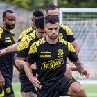 Los jugadores de Barcelona lleva dos semanas de trabajo en Manta. Enfrentarán su primer juego comprobatorio con público