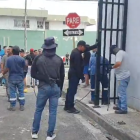 Personal del Municipio retiró las rejas en Los Almendros