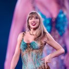 The Eras Tour de Taylor Swift es la gira que más dinero ha recaudado en la historia.