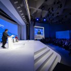 Javier Milei, presidente de Argentina, habla durante una mesa redonda en la 55ª reunión anual del Foro Económico Mundial (FEM), en Davos, Suiza, el 23 de enero de 2025.