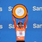 Jhonatan Narváez y su festejo tras coronarse campeón del Santos Tour Down Under.