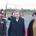 Edmundo González Urrutia, autoproclamado "presidente legítimo" de Venezuela, llega a Ecuador para reunirse con Daniel Noboa.