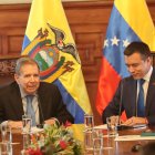 Edmundo González Urrutia se reunió con Daniel Noboa en el palacio de Carondelet, en Quito.