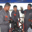 Escuela. La Fundación ICD capacita en distintos oficios a jóvenes en Durán.