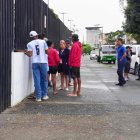 Muertes. A la morgue acudieron allegados de ciudadanos asesinado en Quevedo.