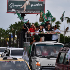 Andrea González iniciaba su recorrido en Machala cuando se vio obligada a bajarse del camión tras recibir la llamada telefónica.