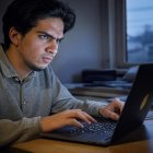 Los insultos, amenazas y comentarios discriminatorios pueden parecer inofensivos, pero afectan gravemente el bienestar emocional y psicológico de muchos.