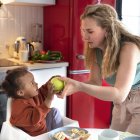 Comida como premio: Cómo afecta a los niños y qué hacer en su lugar