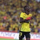 Janner Corozo hizo el gol de Barcelona ante Emelec en la Noche Amarilla.