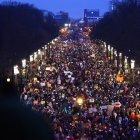 Berlin (Germany), 02/02/2025.- Protesters gather during a rally in front of the Christian Democratic Union (CDU) party"s headquarters in Berlin, Germany, 02 February 2025. People gathered to protest against the Christian Democratic Union"s (CDU) cooperation with the far-right Alternative for Germany (AfD) party, after the CDU"s motion in the Budestag won a majority with the help of AfD votes. This is a novelty, as the CDU wanted to maintain a so-called "firewall" regarding cooperation with the far-right party. (Protestas, Alemania) EFE/EPA/HANNIBAL HANSCHKE