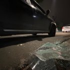 Casos. A lo largo de la avenida es posible ver vidrios regados de las víctimas de robos. EXPRESO conoció varios casos de hurto de objetos dentro de autos.