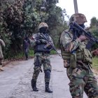 Soldados participan en un operativo este lunes, en Kenscoff (Haití).