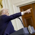 El presidente de Estados Unidos, Donald Trump, habla durante una conferencia de prensa conjunta con el primer ministro israelí, Benjamin Netanyahu, este martes 4 de febrero.