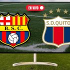 Barcelona SC se enfrenta al D. Quito en la Noche Amarilla del estadio Atahualpa.