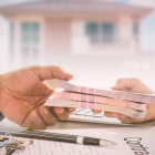 Los bancos del país ofrecen algunas opciones de préstamos para emprendedores.