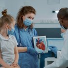 Dato. En Ecuador, lascirugías del corazón tienen un costo elevando.