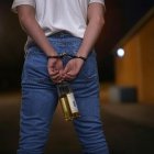 Varios ciudadanos fueron detenidos por infrigir la ley seca.