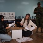 El conteo de papeletas inició una vez cerradas las urnas a las 17:00.