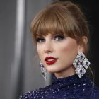 Taylor Swift es una famosa cantante de pop estadounidense.