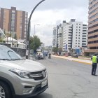 Los uniformados de la AMT controlarán el paso en los lugares de Quito, en donde se mantengan los cierres viales.