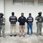 Fuerzas Armadas y Policía Nacional capturas a alias Negro Barrei, integrante de Los Lobos.
