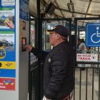 Cinco paradas inteligentes ya se utilizan en Loja.