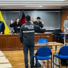 El tribunal conformado por los jueces Daniella Camacho (ponente), Felipe Córdova y el conjuez Marco Aguirre, presidieron la sala en la que estuvieron los 13 implicados.