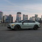 El Kia K4 destacó en la temporada por su diseño y confort.