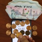 Monedas. Los centavos de dólar que circulan en Ecuador.