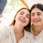 Redes. Las redes sociales pueden crear escenarios irreales que no reflejan la verdadera situación del amor en pareja.