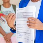 Paola Cabezas presentó el miércoles 12 de febrero una notitia criminis contra el jefe de Estado Daniel Noboa por presunto delito de actos de odio en declaraciones emitidas en una entrevista.