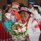 Las personas pueden jubilarse a los 60 años de edad y con 30 de aportaciones.