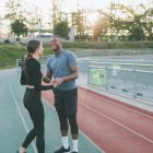 Ejercicio. Las parejas que se ejercitan juntas tienden a tener mejores relaciones y mejor salud.