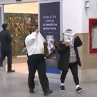 Migrantes ecuatorianos deportados desde Estados Unidos.