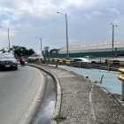 Protección. En el puente de la avenida Las Aguas se requiere la colocación de barandas.