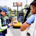 La Agencia de Tránsito y Movilidad realizó los operativos en la avenida Carlos Julio Arosemena
