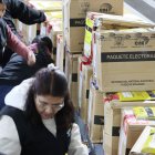 Tras la votaciones, el escrutinio se estableció desde las 17:00 del 9 de febrero.