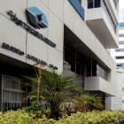 La Fiscalía investiga la contratación de seguros en Petroecuador.